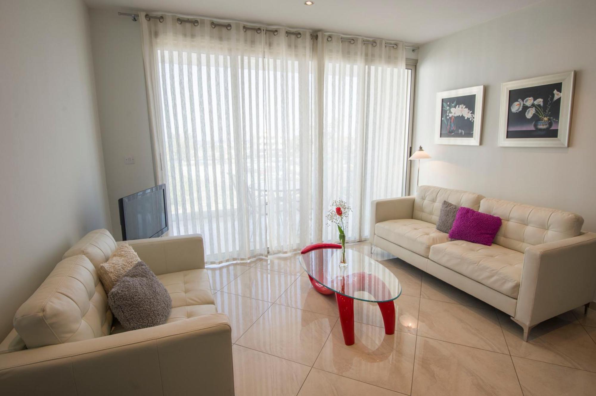 Mesogios House Suites ラルナカ 部屋 写真